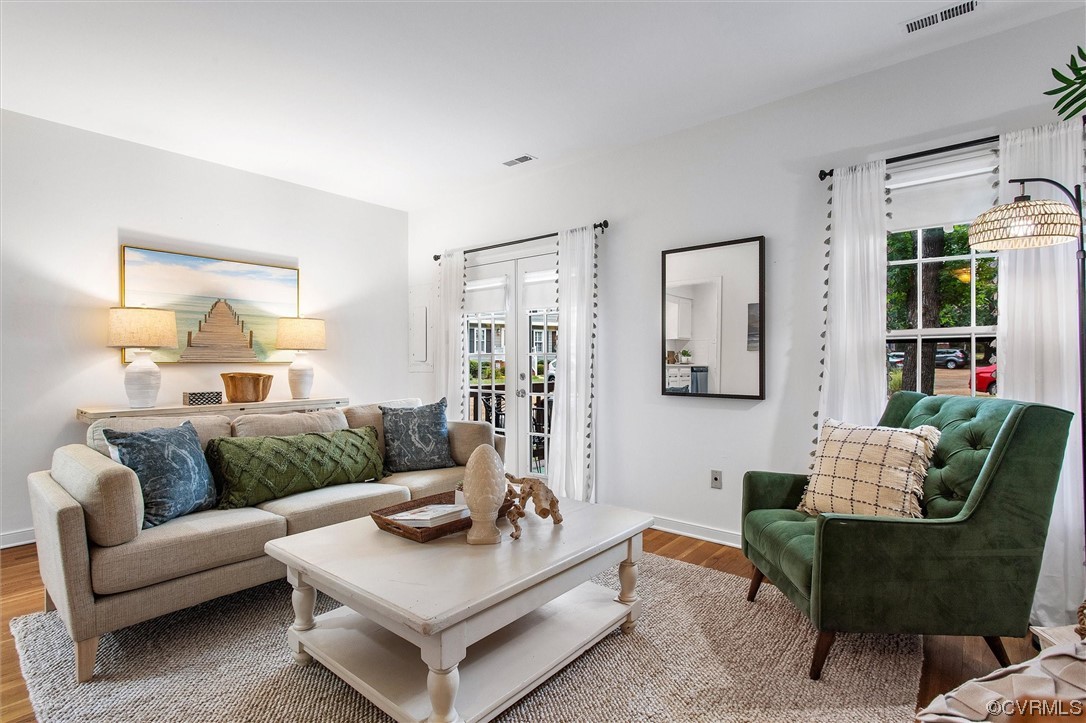 2734 Berkeley Pointe Drive Richmond, VA 23233 - Photo 13 of 31 a living room with furniture and a large window