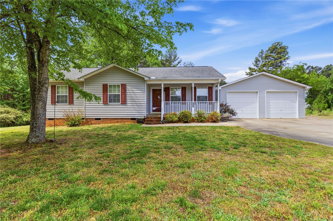 1570 Cedar Rock Church Road Easley, SC 29640 - Photo 2 of 27
