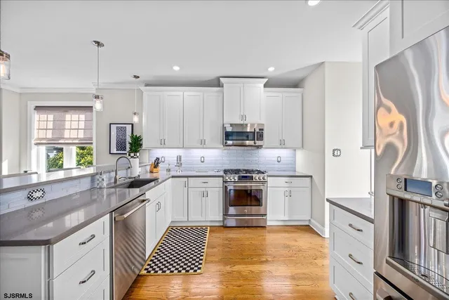 $2,800,000 | 204 North Quincy Avenue, Margate City, NJ 08402