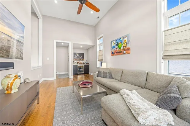 $2,800,000 | 204 North Quincy Avenue, Margate City, NJ 08402