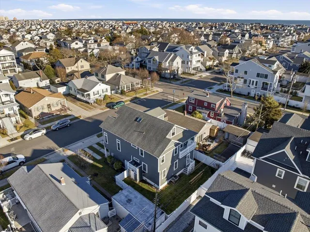 $2,800,000 | 204 North Quincy Avenue, Margate City, NJ 08402
