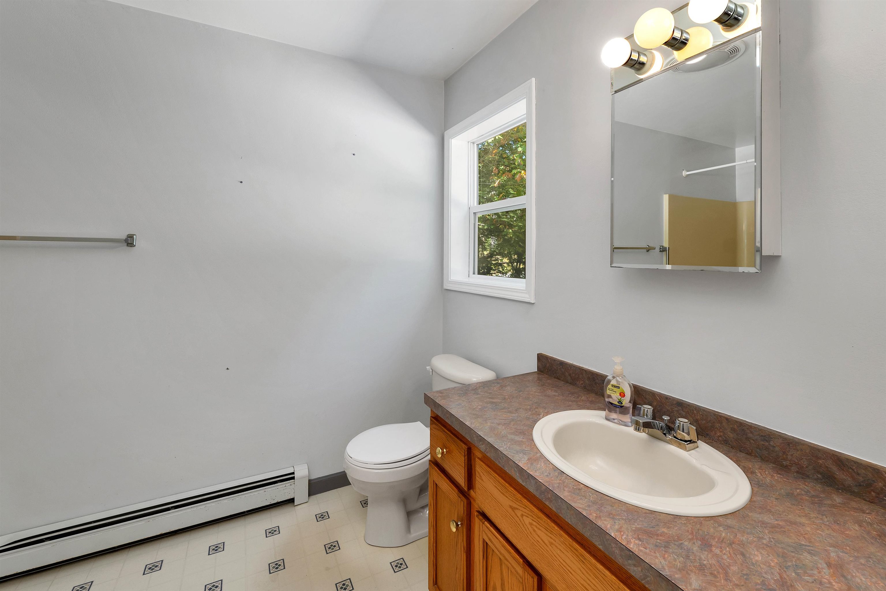 1 Kent Lane Barnstead, NH 03225 - Photo 5 of 53 Gallery Image 5