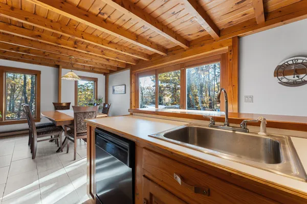 $629,000 | 6 Abenaki Road, Boothbay Harbor, ME 04538