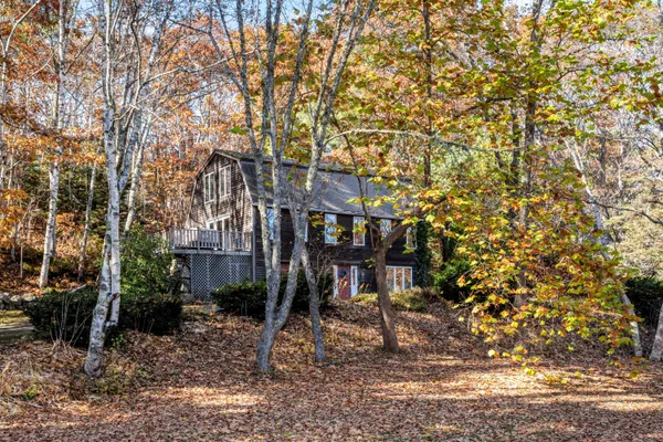 $629,000 | 6 Abenaki Road, Boothbay Harbor, ME 04538