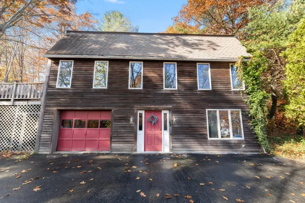 $629,000 | 6 Abenaki Road, Boothbay Harbor, ME 04538