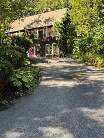 $629,000 | 6 Abenaki Road, Boothbay Harbor, ME 04538