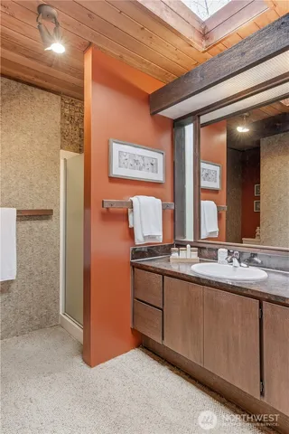 $725,000 | 19416 49th Place Northeast, Lake Forest Park, WA 98155