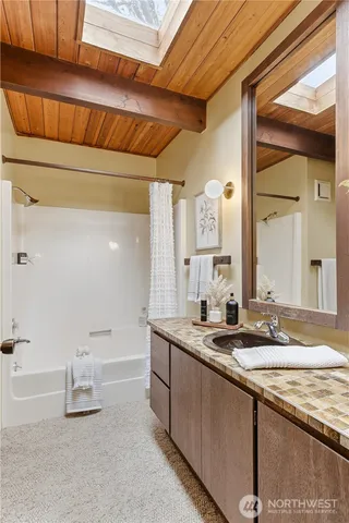 $725,000 | 19416 49th Place Northeast, Lake Forest Park, WA 98155