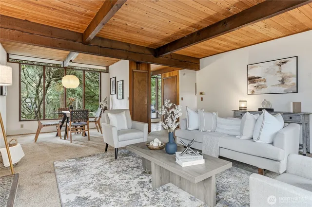 $725,000 | 19416 49th Place Northeast, Lake Forest Park, WA 98155