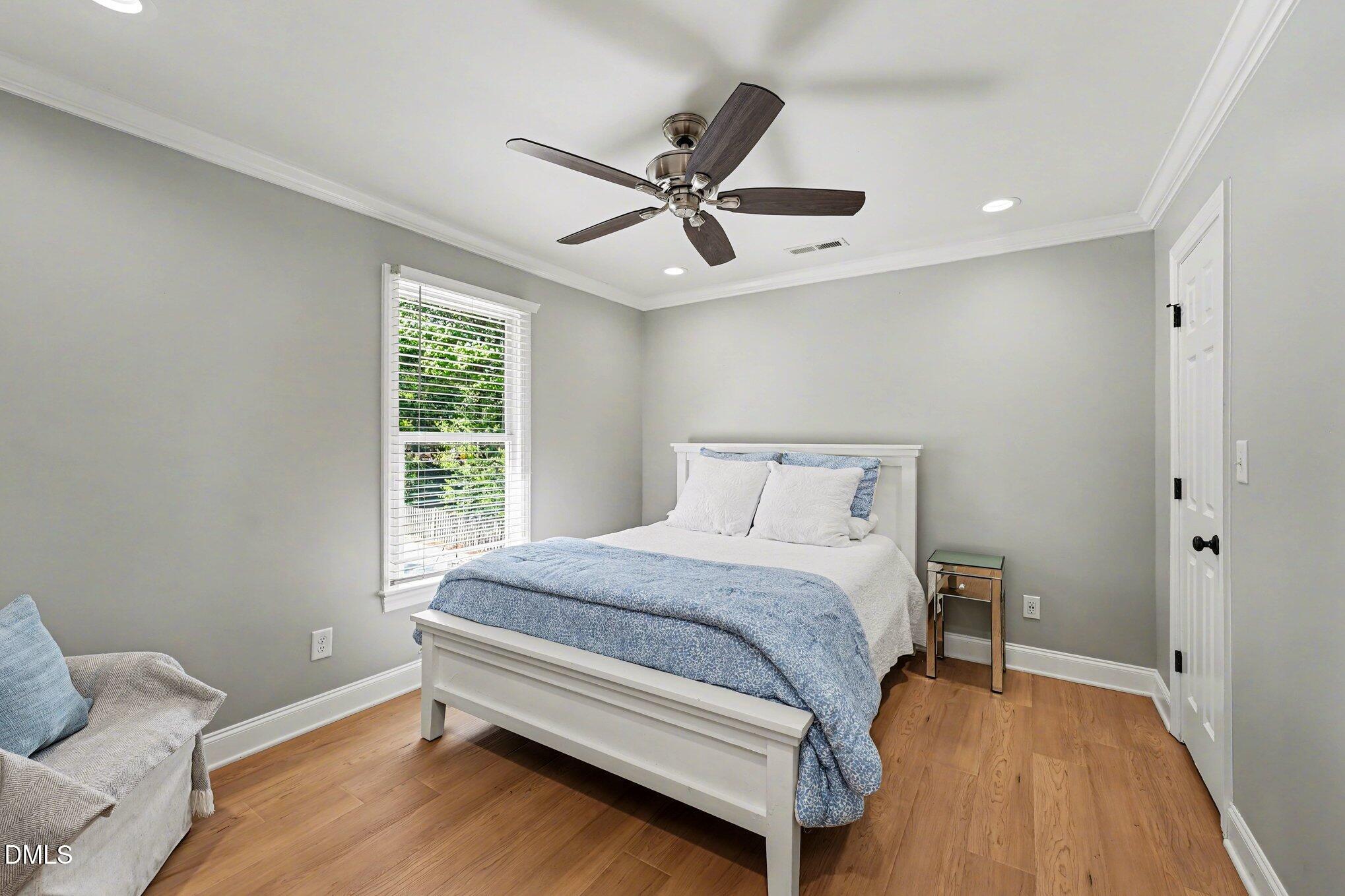 5605 Knollwood Road Raleigh, NC 27609 - Photo 24 of 34 020_file_7605