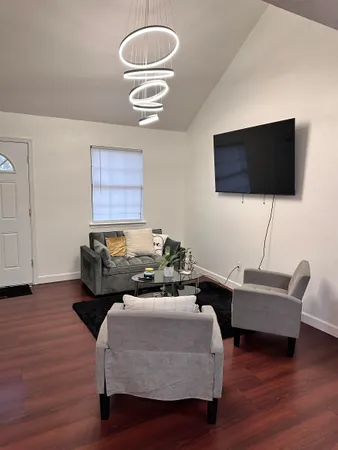 $159,000 | 922 South Lipona Road, Tallahassee, FL 32304