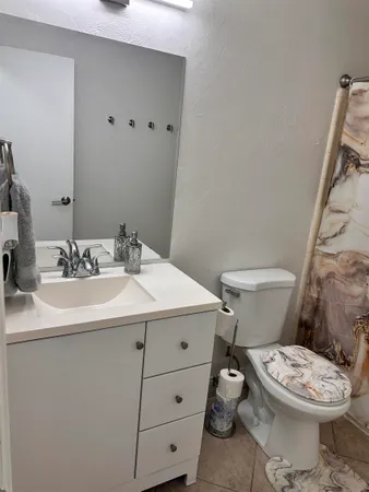 $159,000 | 922 South Lipona Road, Tallahassee, FL 32304