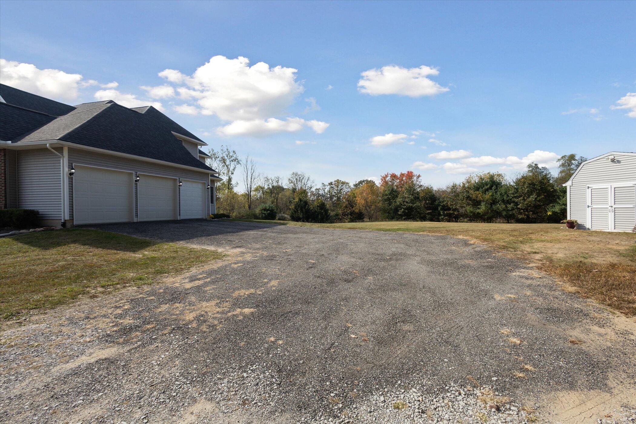 11458 Boyce Road Chelsea, MI 48118 - Photo 50 of 59 62-11458-Boyce-Rd-Chelsea-MI-48118-Windo