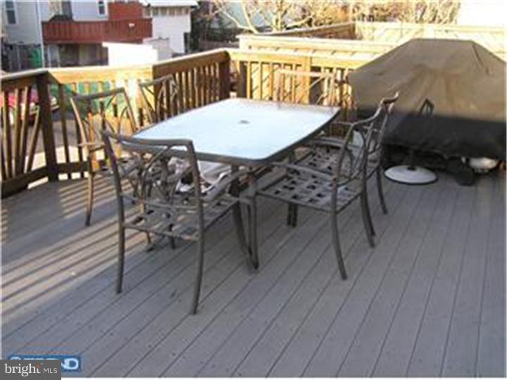 4031 Lasher Road Drexel Hill, PA 19026 - Photo 12 of 21 Deck