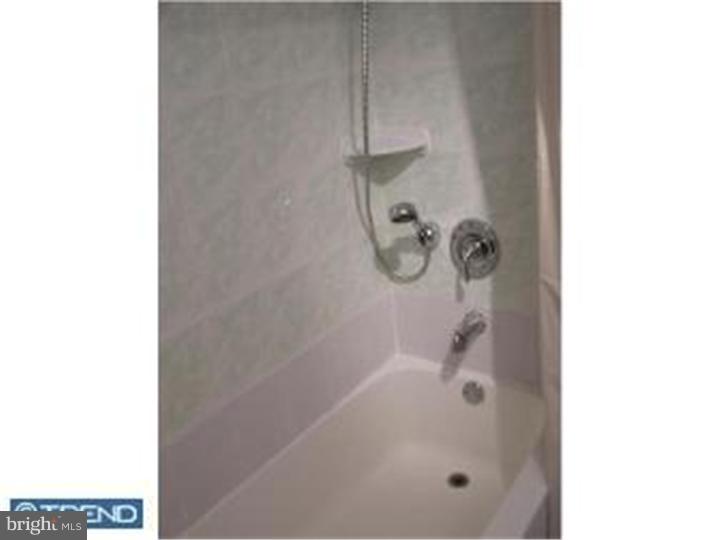 4031 Lasher Road Drexel Hill, PA 19026 - Photo 15 of 21 Bathroom