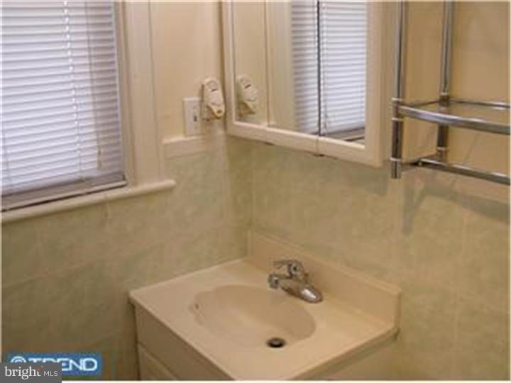 4031 Lasher Road Drexel Hill, PA 19026 - Photo 16 of 21 Bathroom