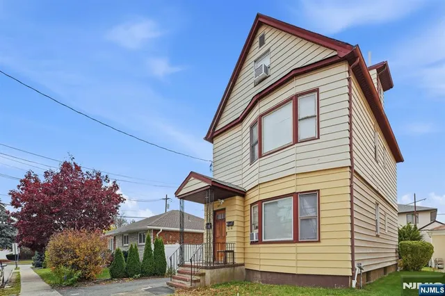 $847,000 | 345 2nd Street, Saddle Brook, NJ 07663