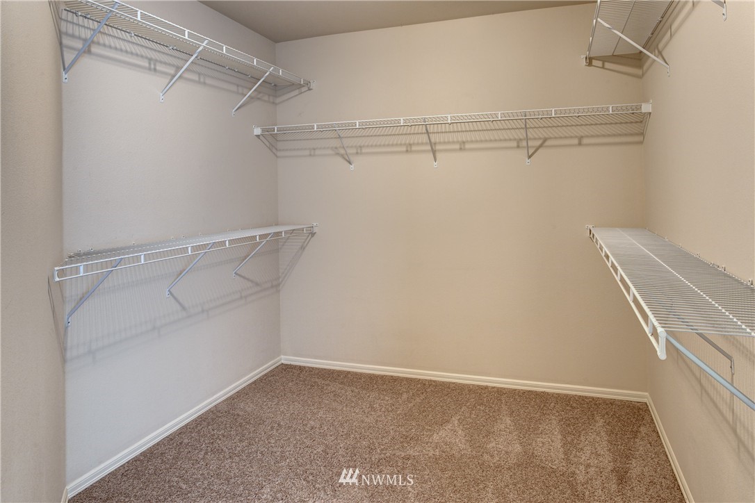 4118 Northeast 27th Place Renton, WA 98059 - Photo 17 of 22 Gallery Image 17