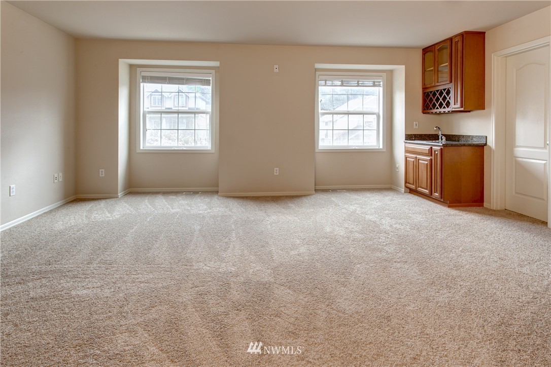 4118 Northeast 27th Place Renton, WA 98059 - Photo 18 of 22 Gallery Image 18