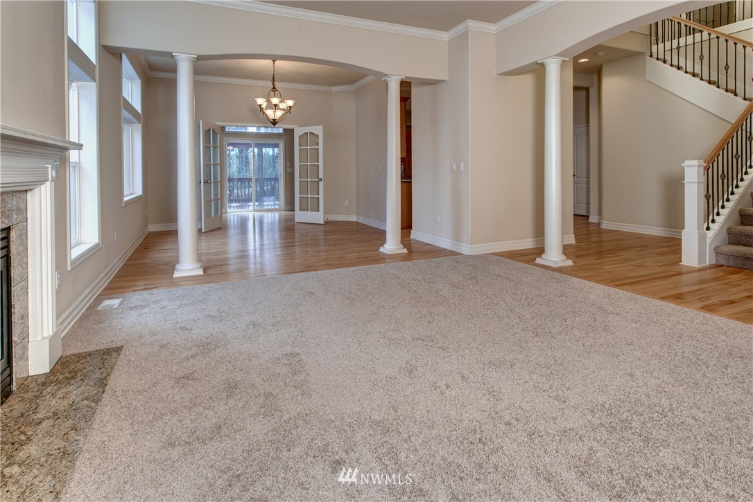 4118 Northeast 27th Place Renton, WA 98059 - Photo 5 of 22 Gallery Image 5