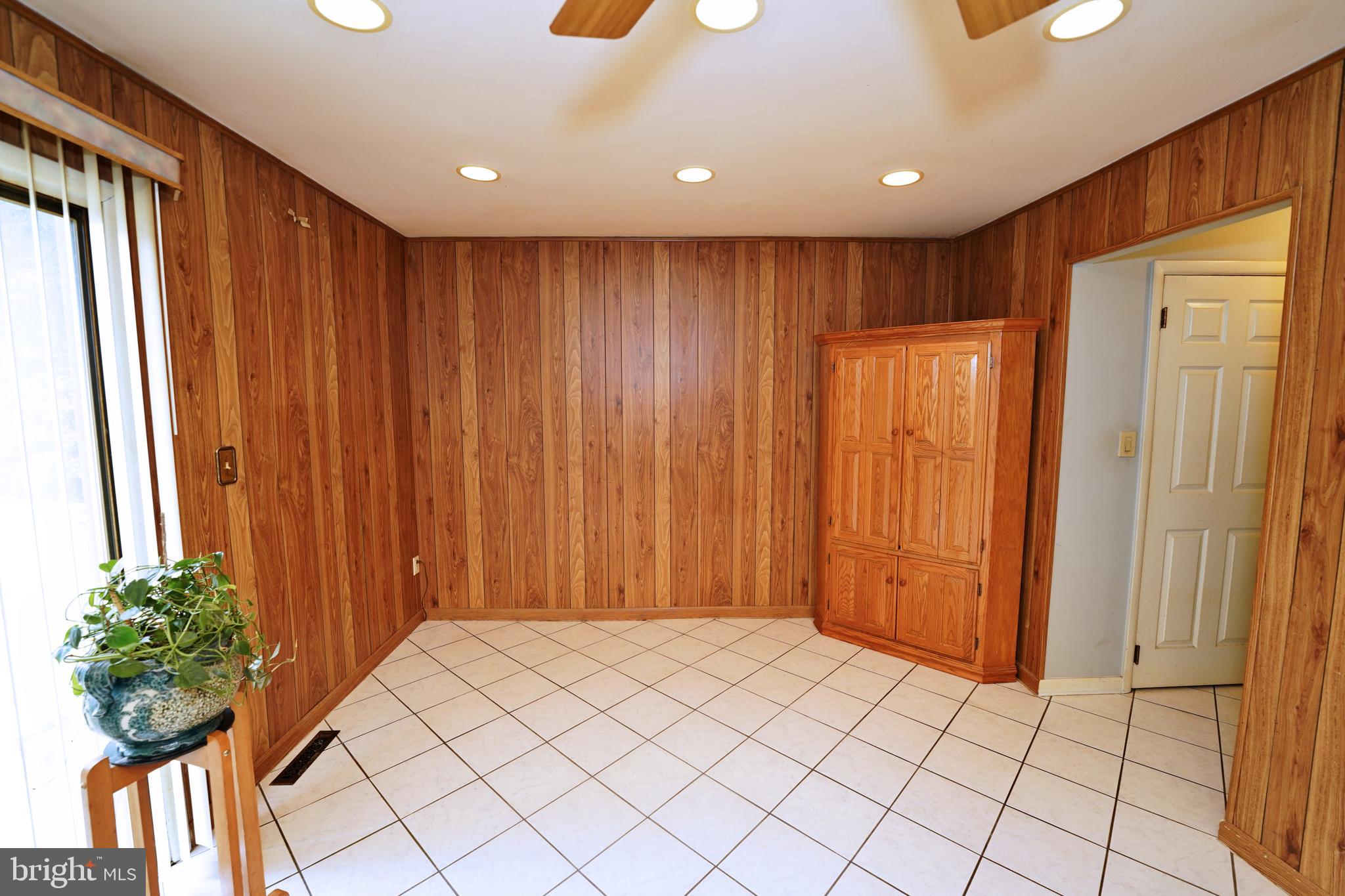 447 Probasco Road East Windsor, NJ 08520 - Photo 18 of 39