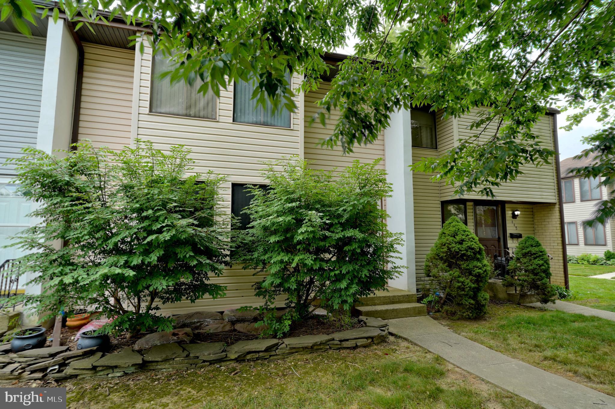 447 Probasco Road East Windsor, NJ 08520 - Photo 3 of 39