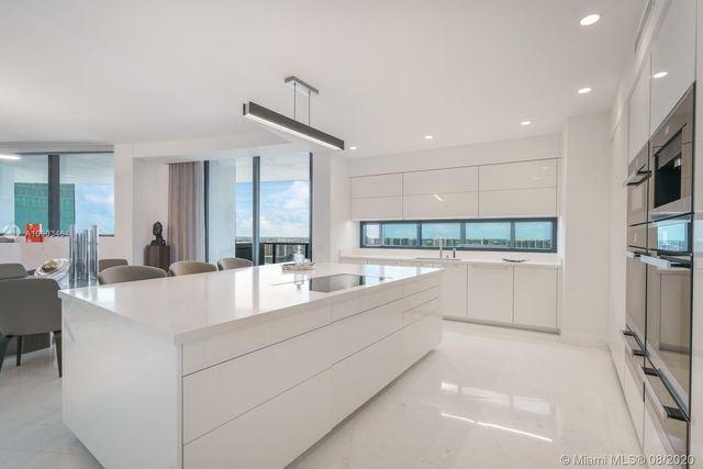 $4,900,000 | 18555 Collins Avenue, Unit 3203, Sunny Isles Beach, FL 33160