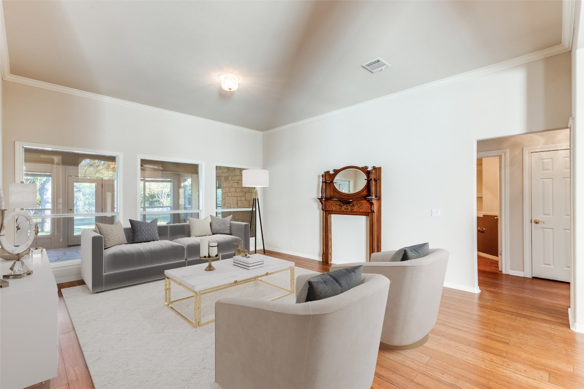 6901 Bright Star Lane Austin, TX 78736 - Photo 5 of 24 a living room with furniture and wooden floor