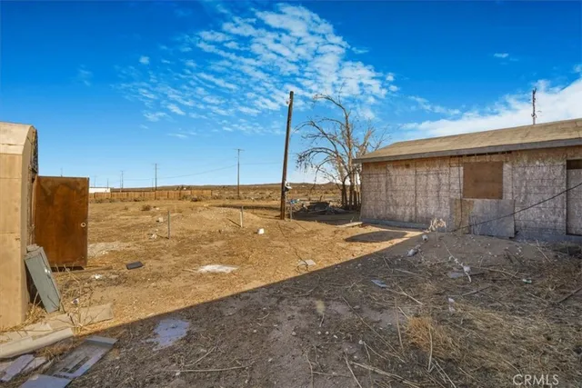 $300,000 | 13861 East E Avenue, Lancaster, CA 93535