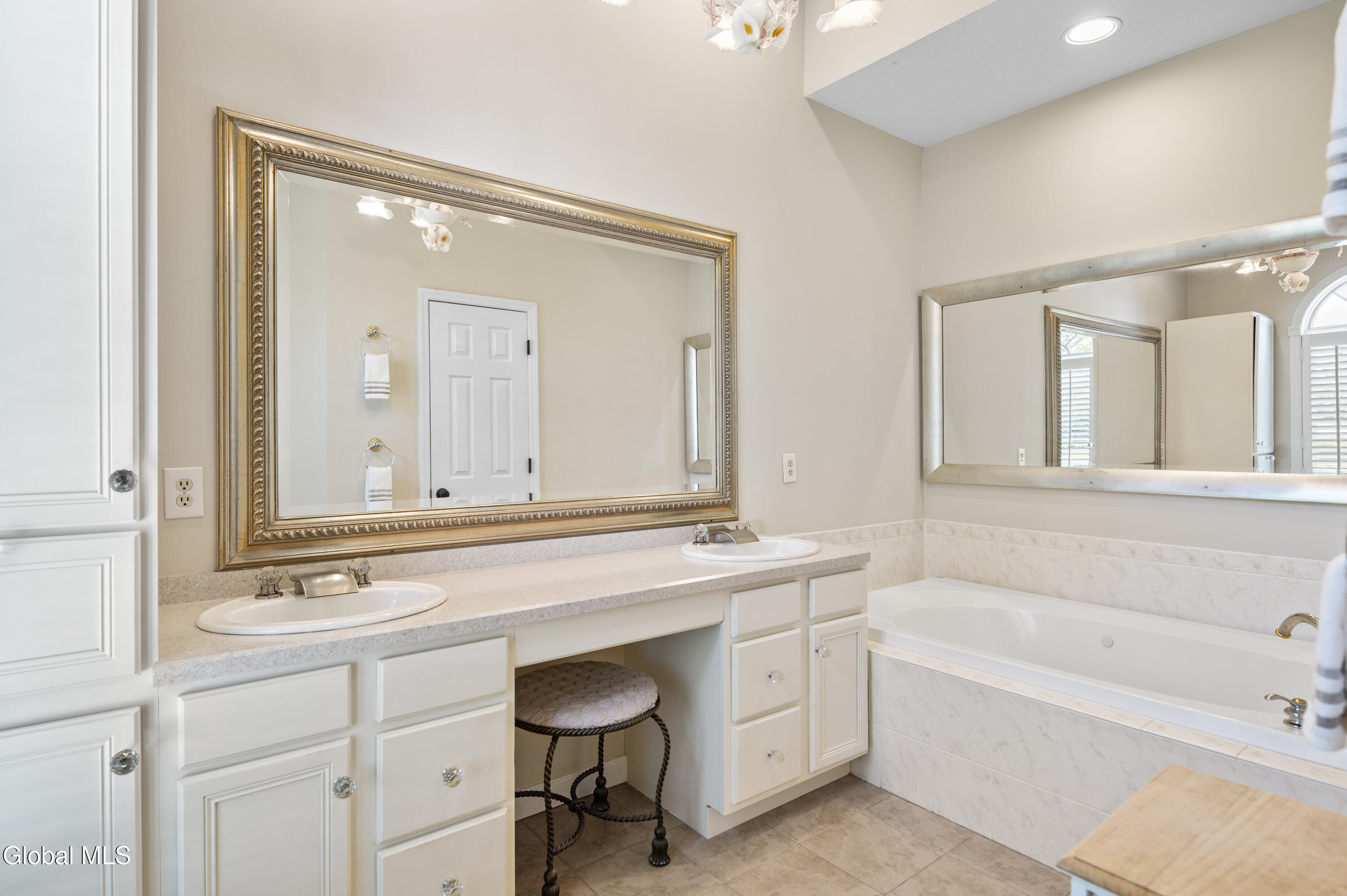 73 Masters Common South Queensbury, NY 12804 - Photo 21 of 45 37-FJD_6310