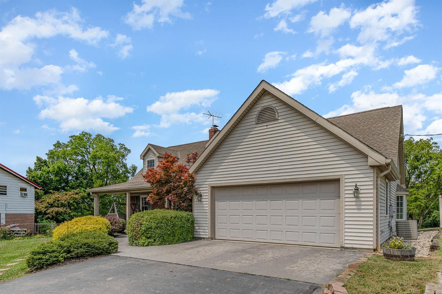 6374 Springdale Road Cincinnati, OH 45247 - Photo 2 of 40 Gallery Image 2