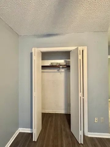 $1,800 | 6425 Brookmead Circle, Hixson, TN 37343