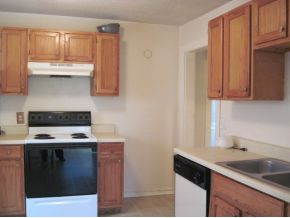 1229 Indian Ridge Road Johnson City, TN 37604 - Photo 3 of 10 Kitchen