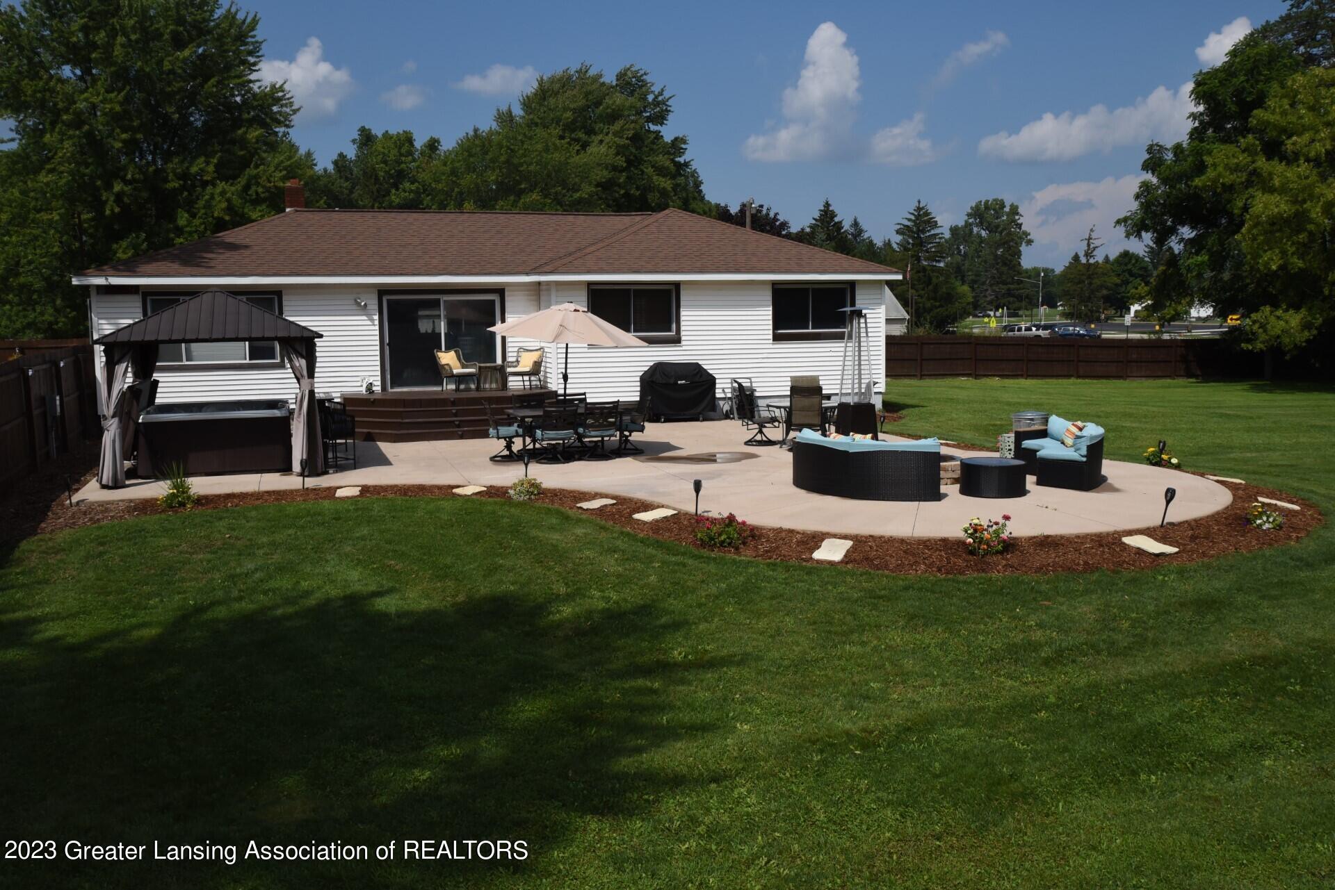 5550 Marsh Road Haslett, MI 48840 - Photo 28 of 30 thumbnail_DSC_9937