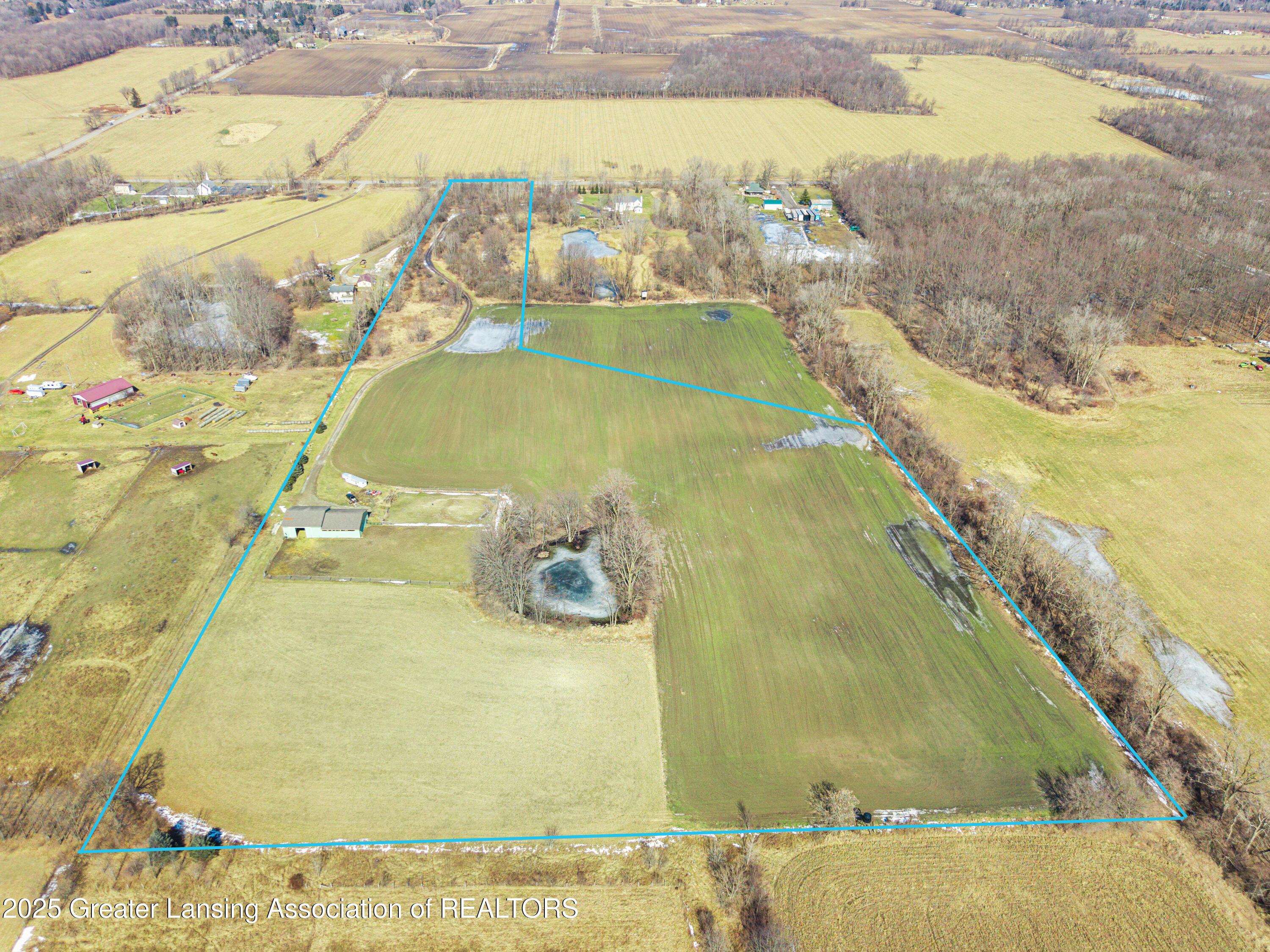 9687 Mason Road Fowlerville, MI 48836 - Photo 4 of 11 DJI_20250301123620_0105_D
