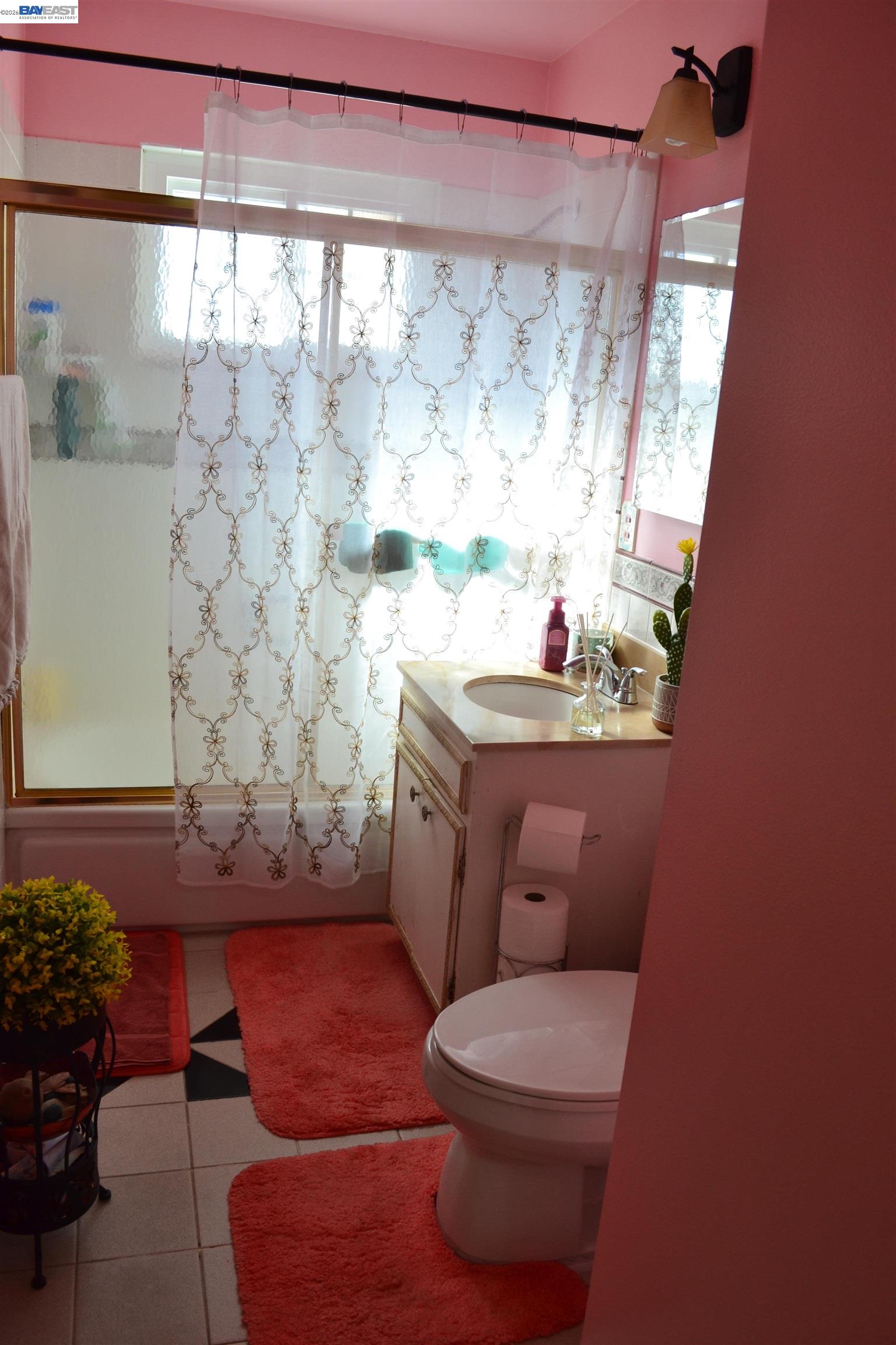 27093 Lemay Way Hayward, CA 94544 - Photo 18 of 59