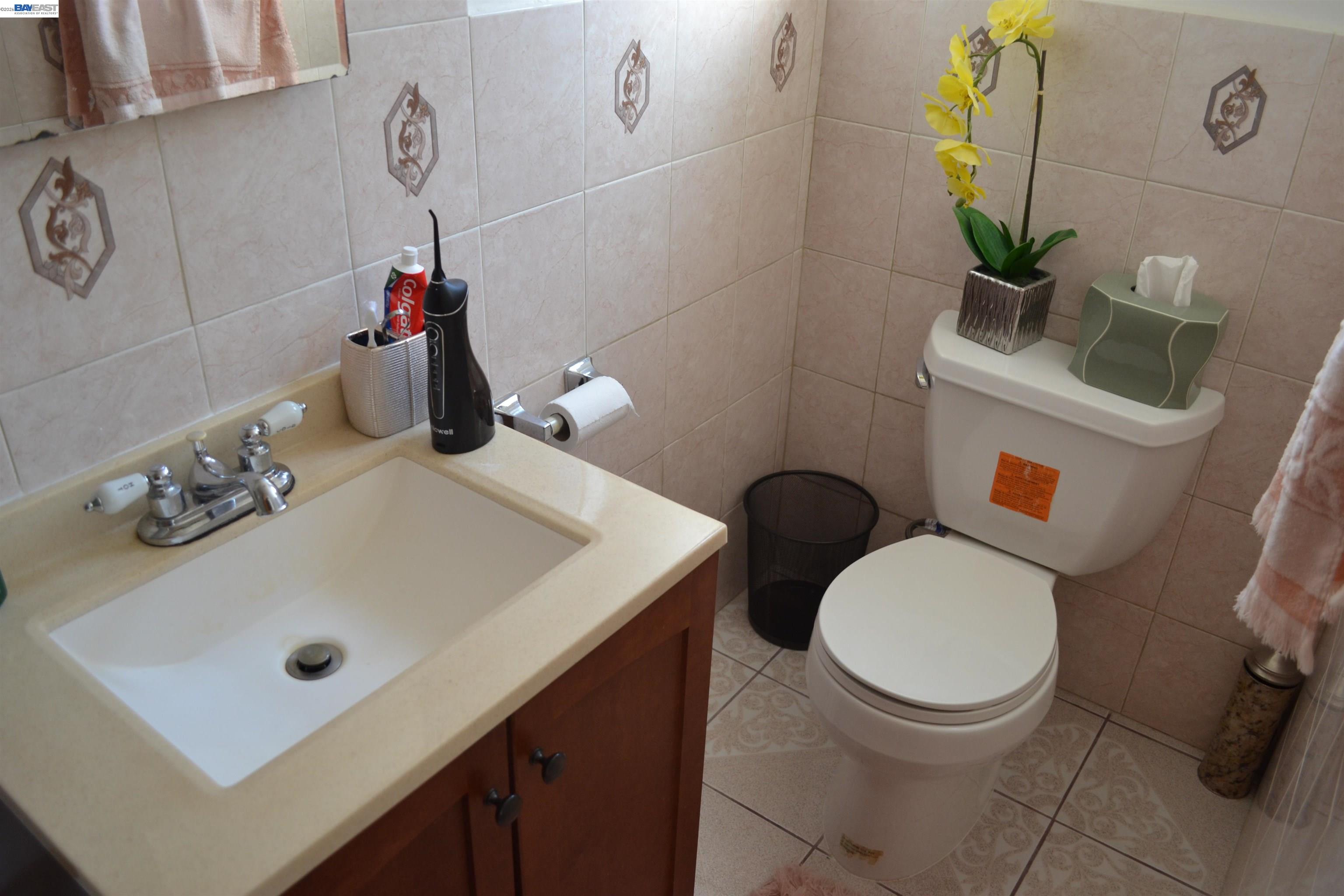 27093 Lemay Way Hayward, CA 94544 - Photo 25 of 59