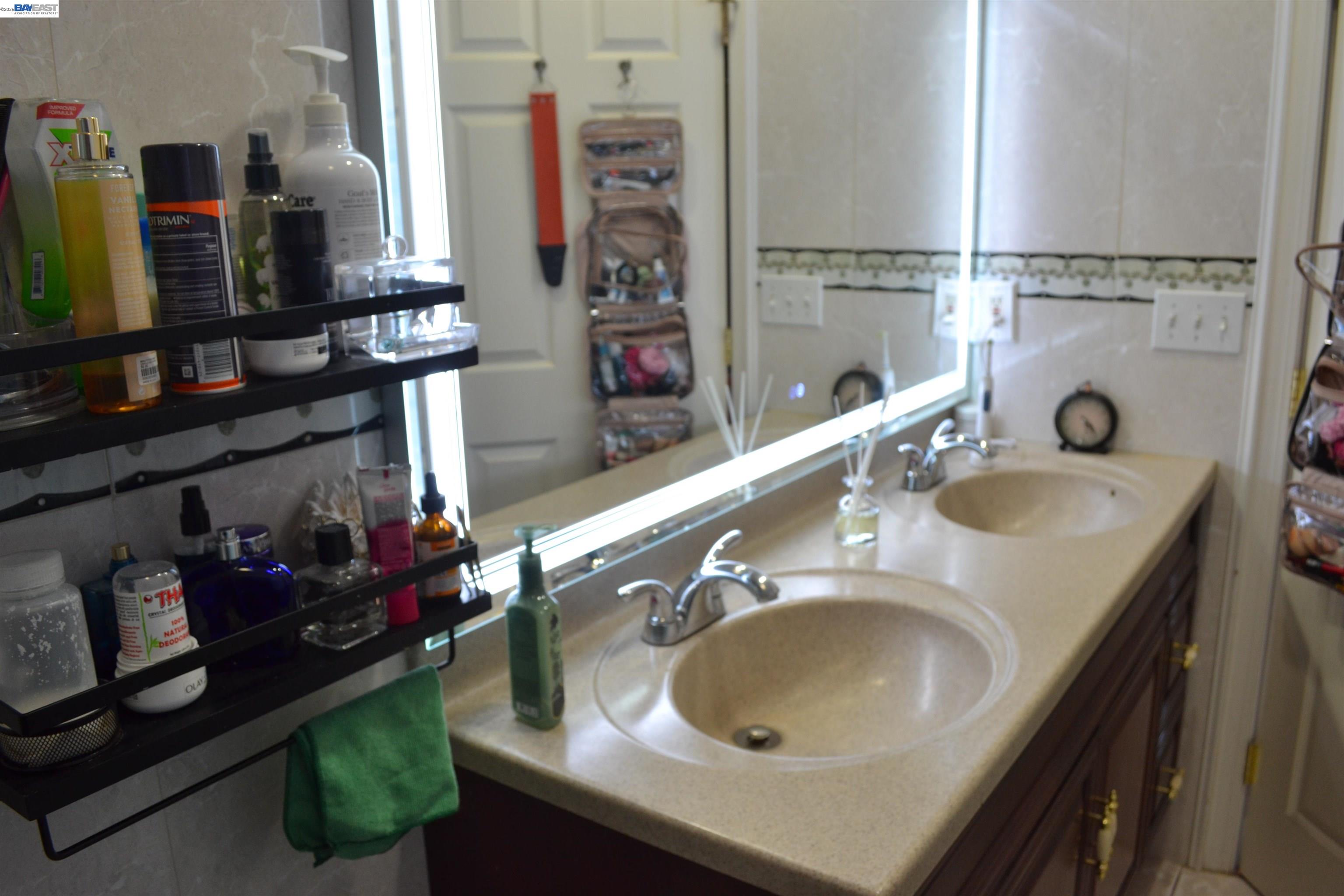 27093 Lemay Way Hayward, CA 94544 - Photo 36 of 59