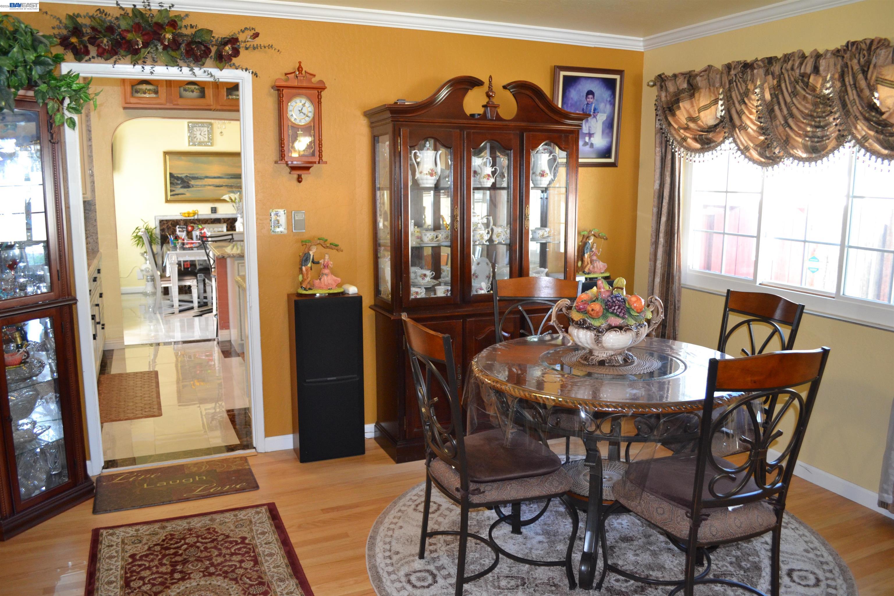 27093 Lemay Way Hayward, CA 94544 - Photo 5 of 59