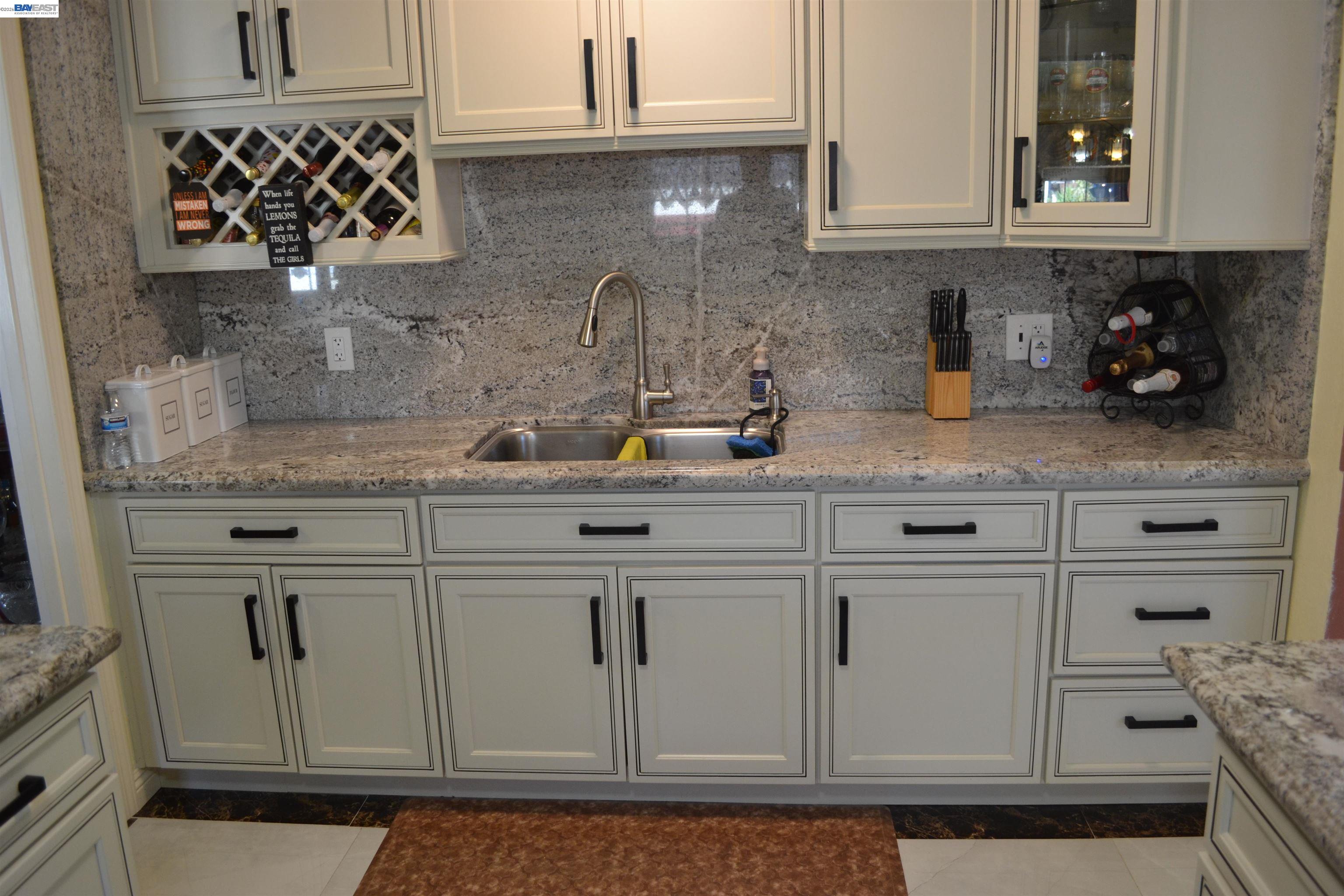 27093 Lemay Way Hayward, CA 94544 - Photo 9 of 59