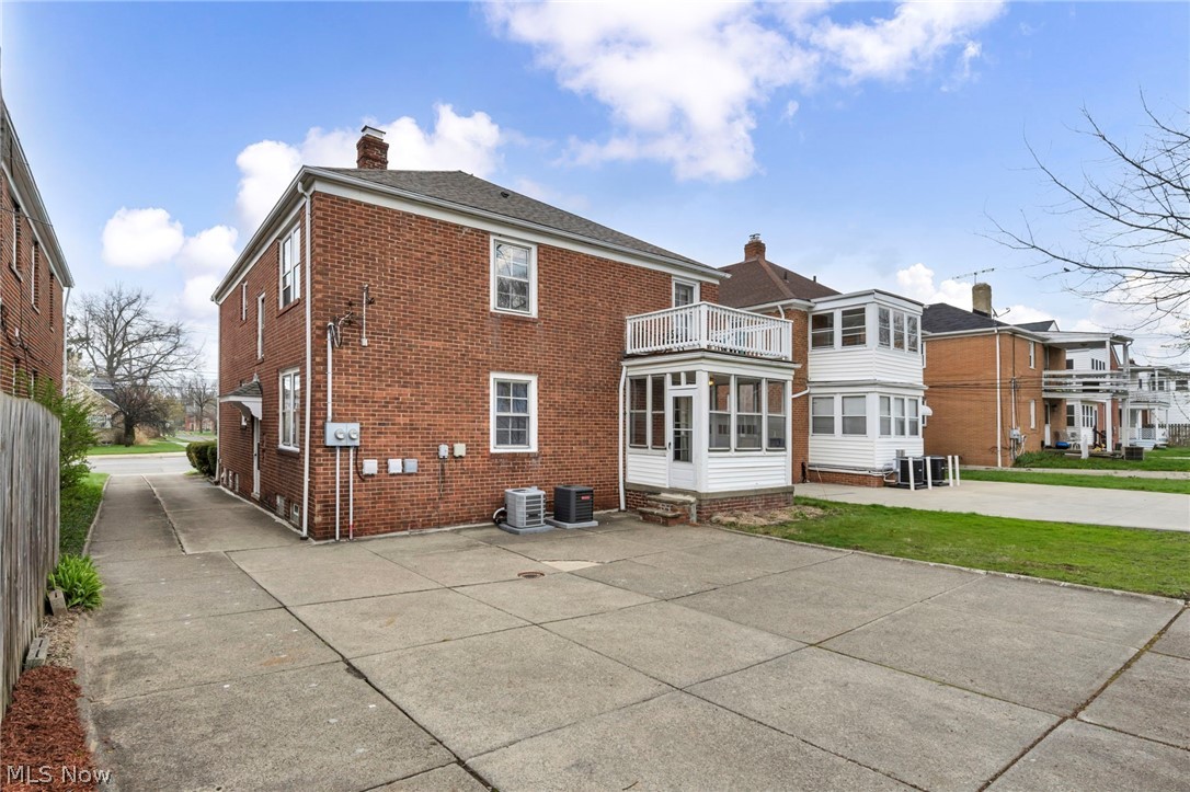 13570 Cedar Road Cleveland, OH 44118 - Photo 49 of 50