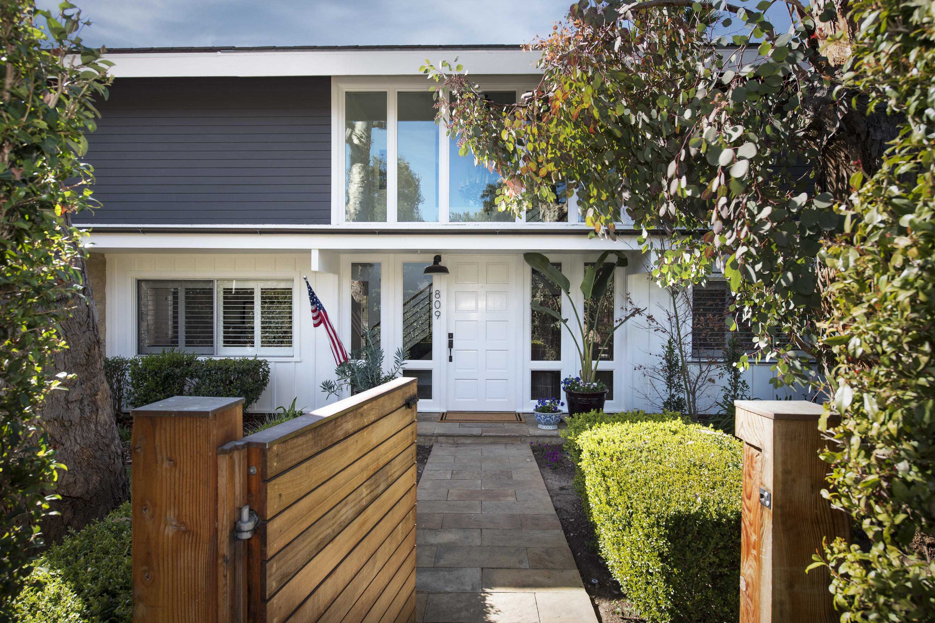 809 Willowglen Road Santa Barbara, CA 93105 - Photo 11 of 49 Gated Entry - 809 Willowglen Rd SB 93105