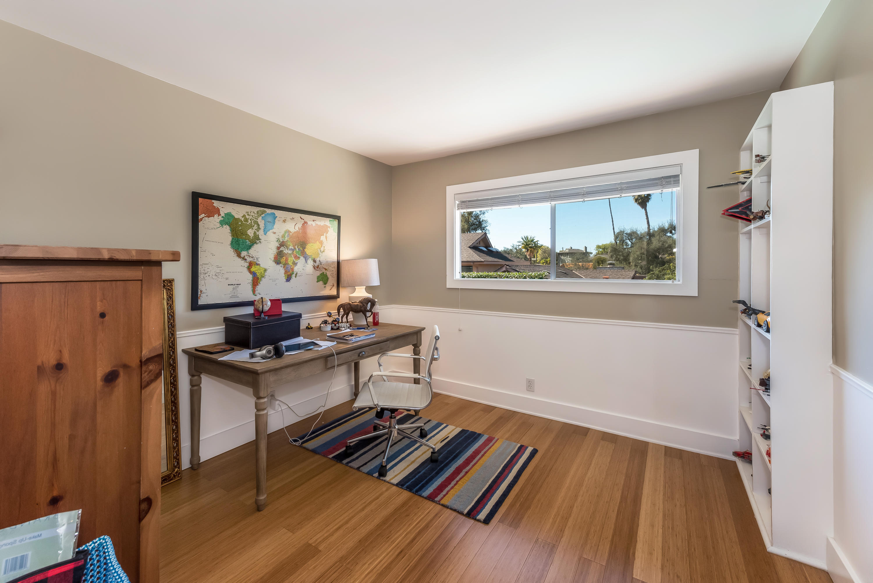 809 Willowglen Road Santa Barbara, CA 93105 - Photo 29 of 49 Bedroom 4 (Office) - 809 Willowglen Rd