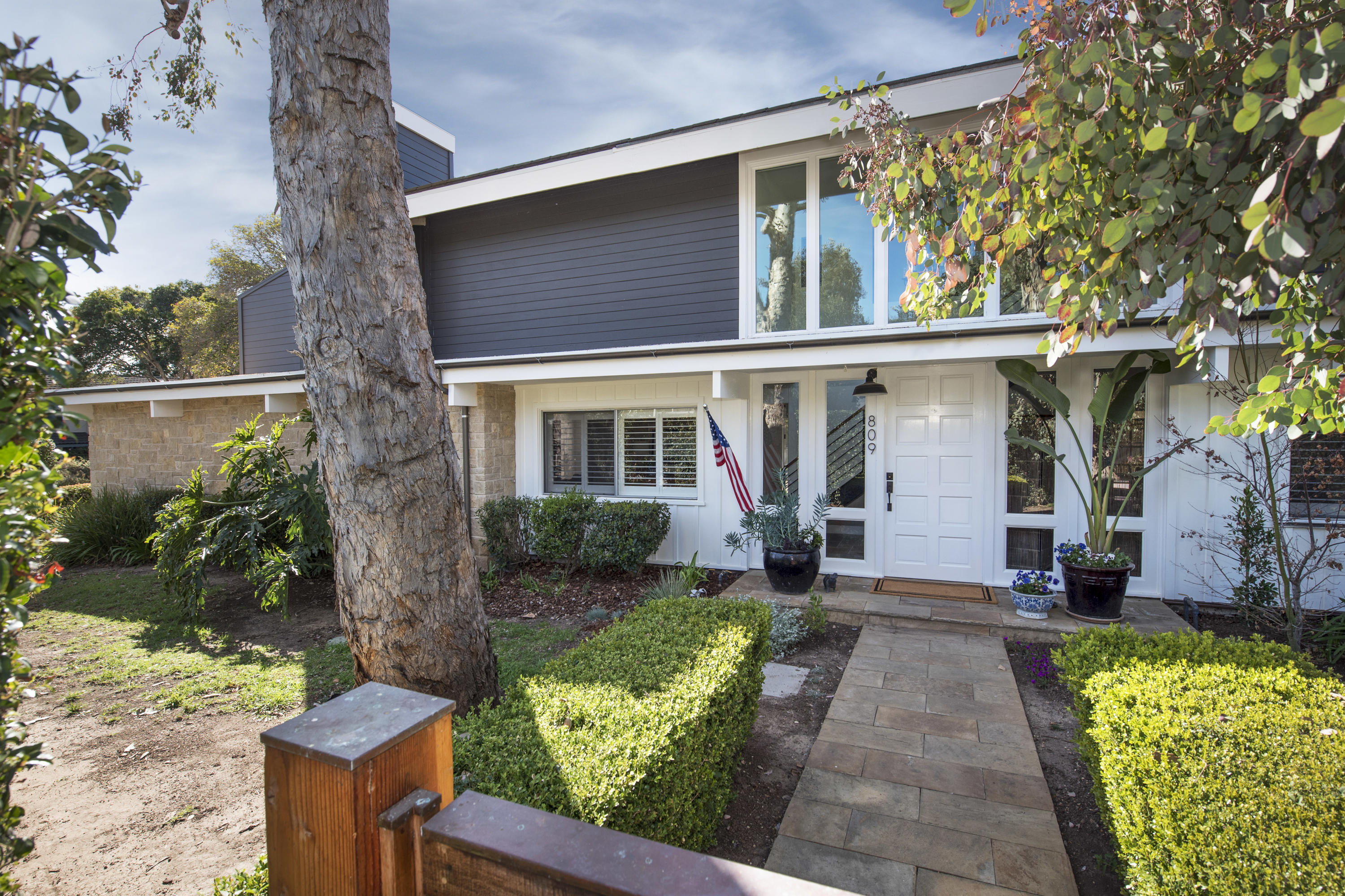 809 Willowglen Road Santa Barbara, CA 93105 - Photo 35 of 49 Gated Entry - 809 Willowglen Rd SB 93105