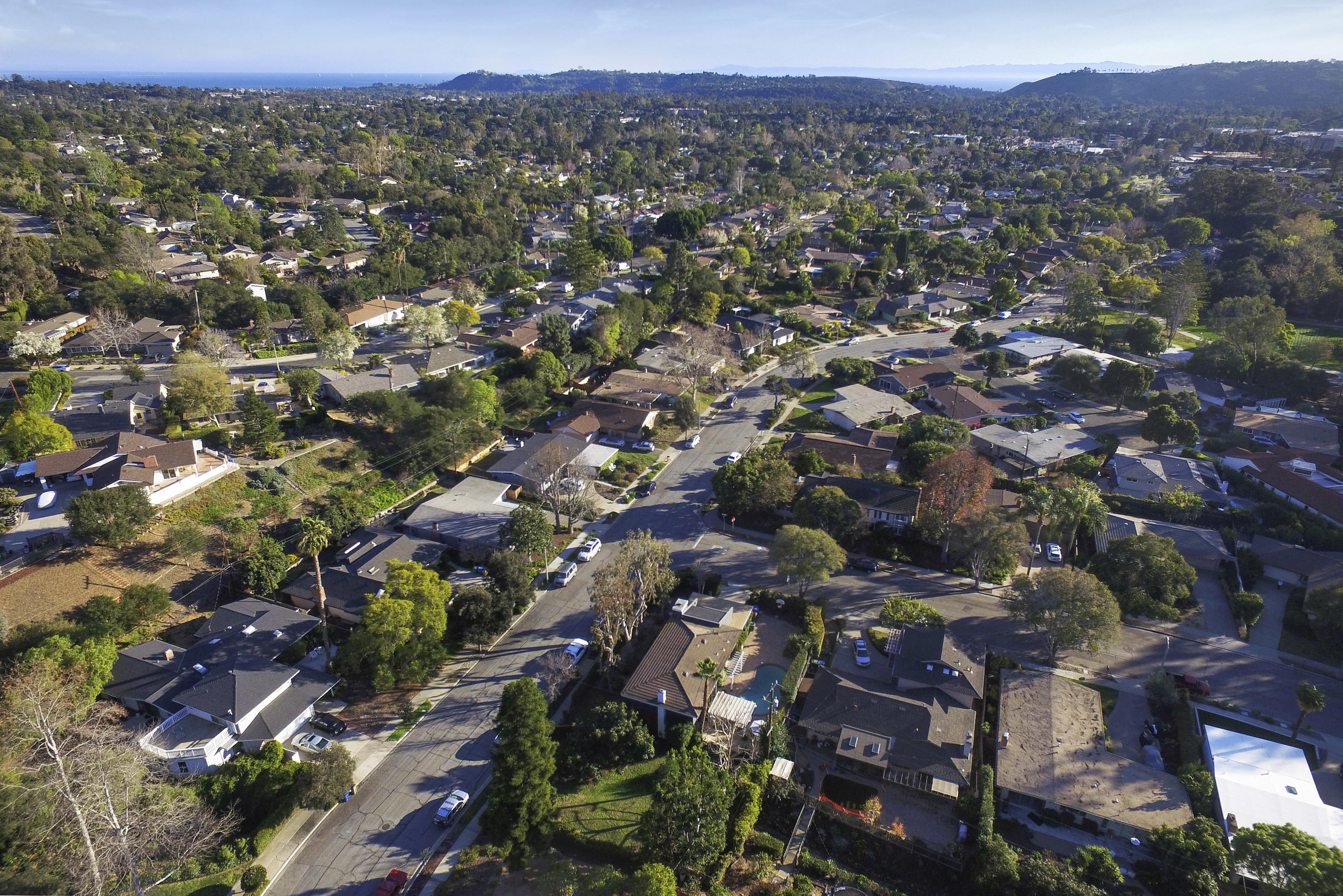 809 Willowglen Road Santa Barbara, CA 93105 - Photo 39 of 49 Aerial Day Mesa - 809 Willowglen Rd
