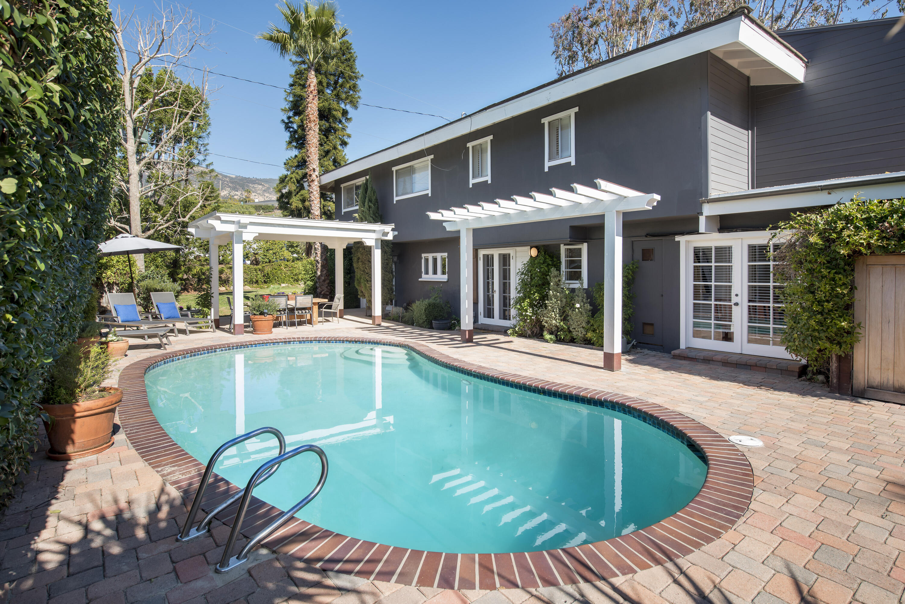 809 Willowglen Road Santa Barbara, CA 93105 - Photo 8 of 49 Pool - 809 Willowglen Rd SB 93105