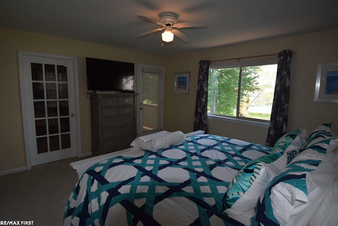 4663 Pointe Tremble Road Algonac, MI 48001 - Photo 33 of 46 31322748-32.JPG