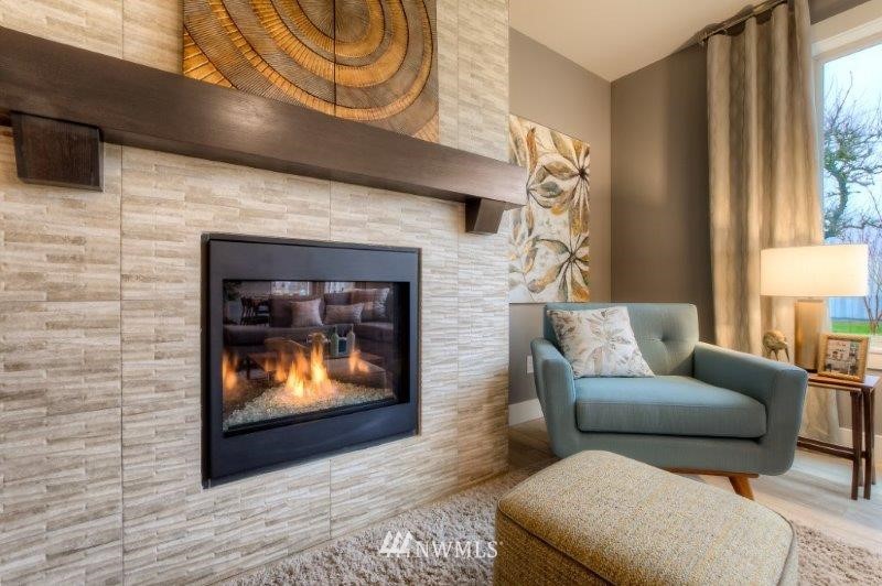 5710 Northeast 7th Court Renton, WA 98059 - Photo 7 of 19