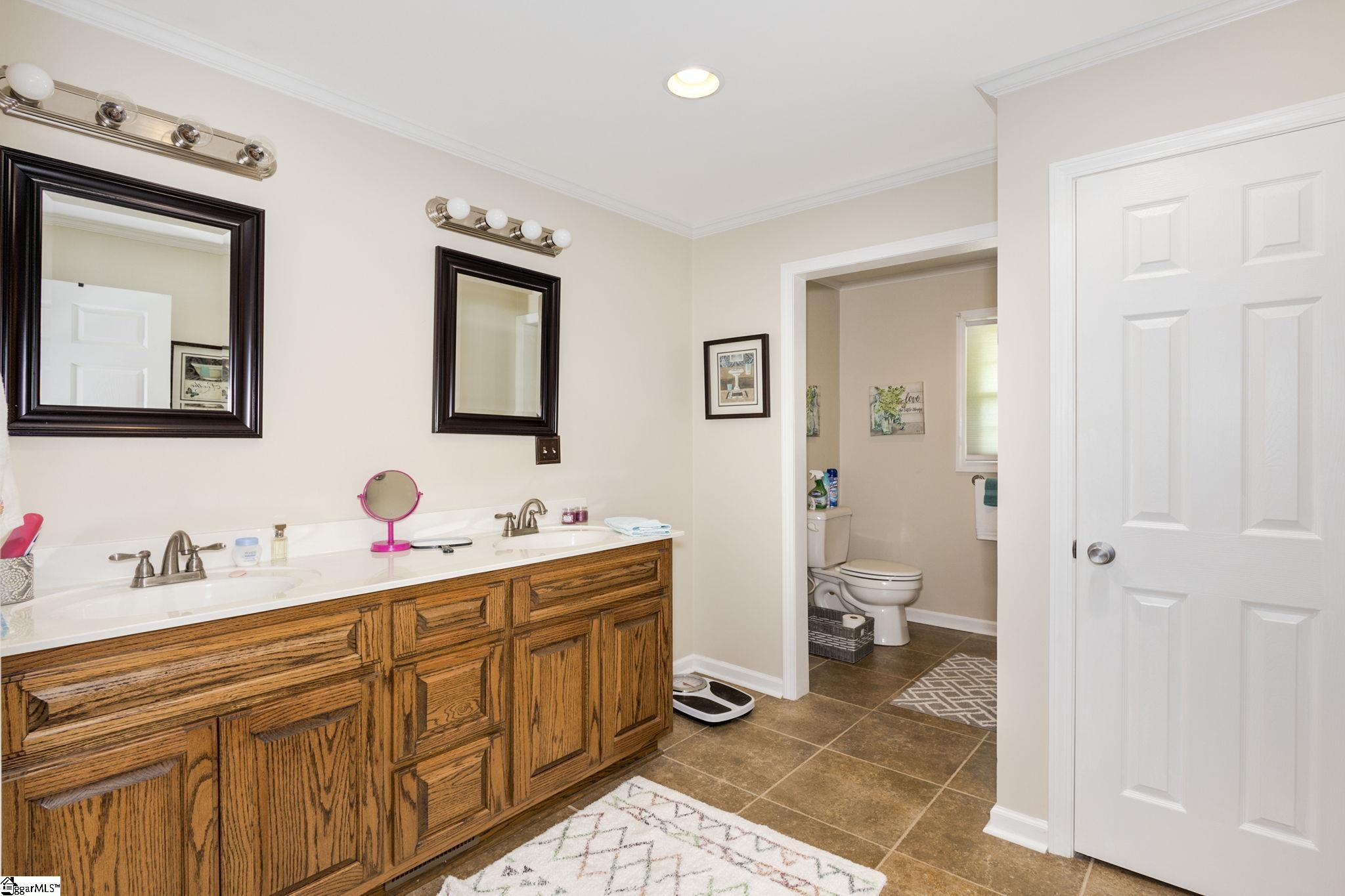 350 Piedmont Golf Course Road Piedmont, SC 29673 - Photo 11 of 35 Gallery Image 11