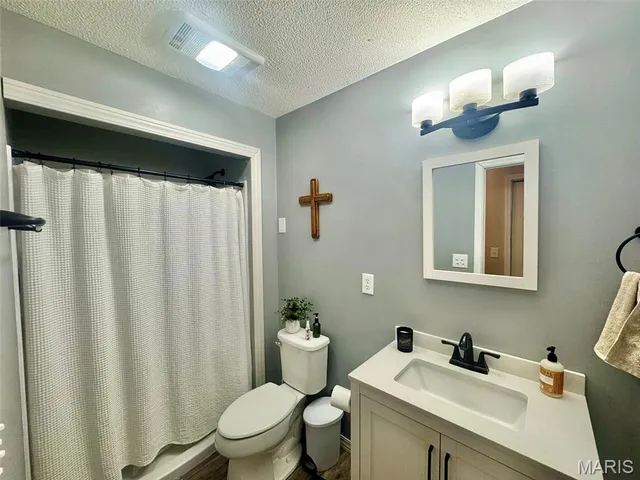 $317,000 | 49374 Laura Drive, Hannibal, MO 63401